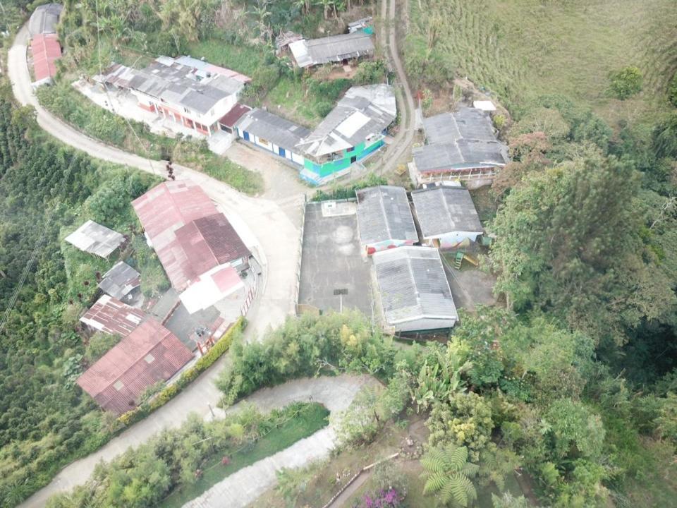 Finca La Divisa. Senderos De La Montana San Vicente  エクステリア 写真