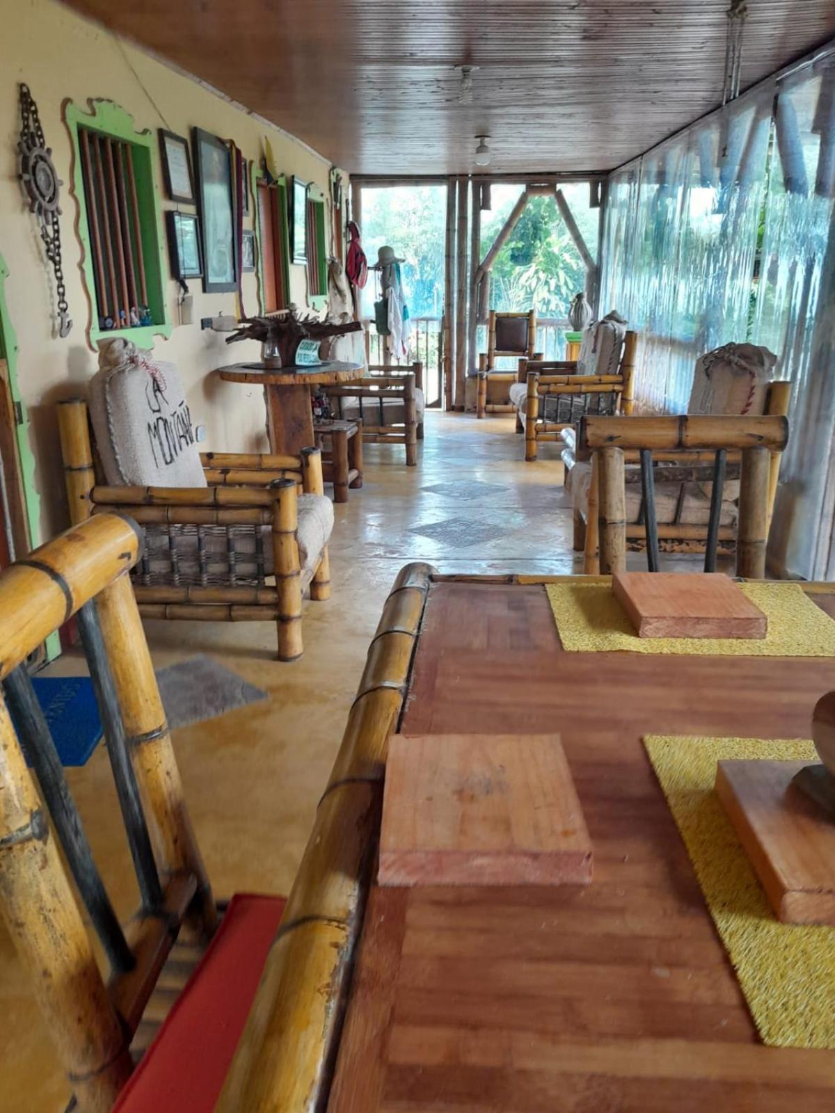 Finca La Divisa. Senderos De La Montana San Vicente  エクステリア 写真