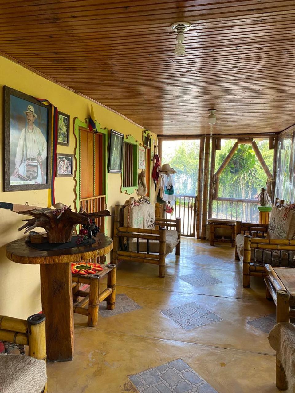 Finca La Divisa. Senderos De La Montana San Vicente  エクステリア 写真